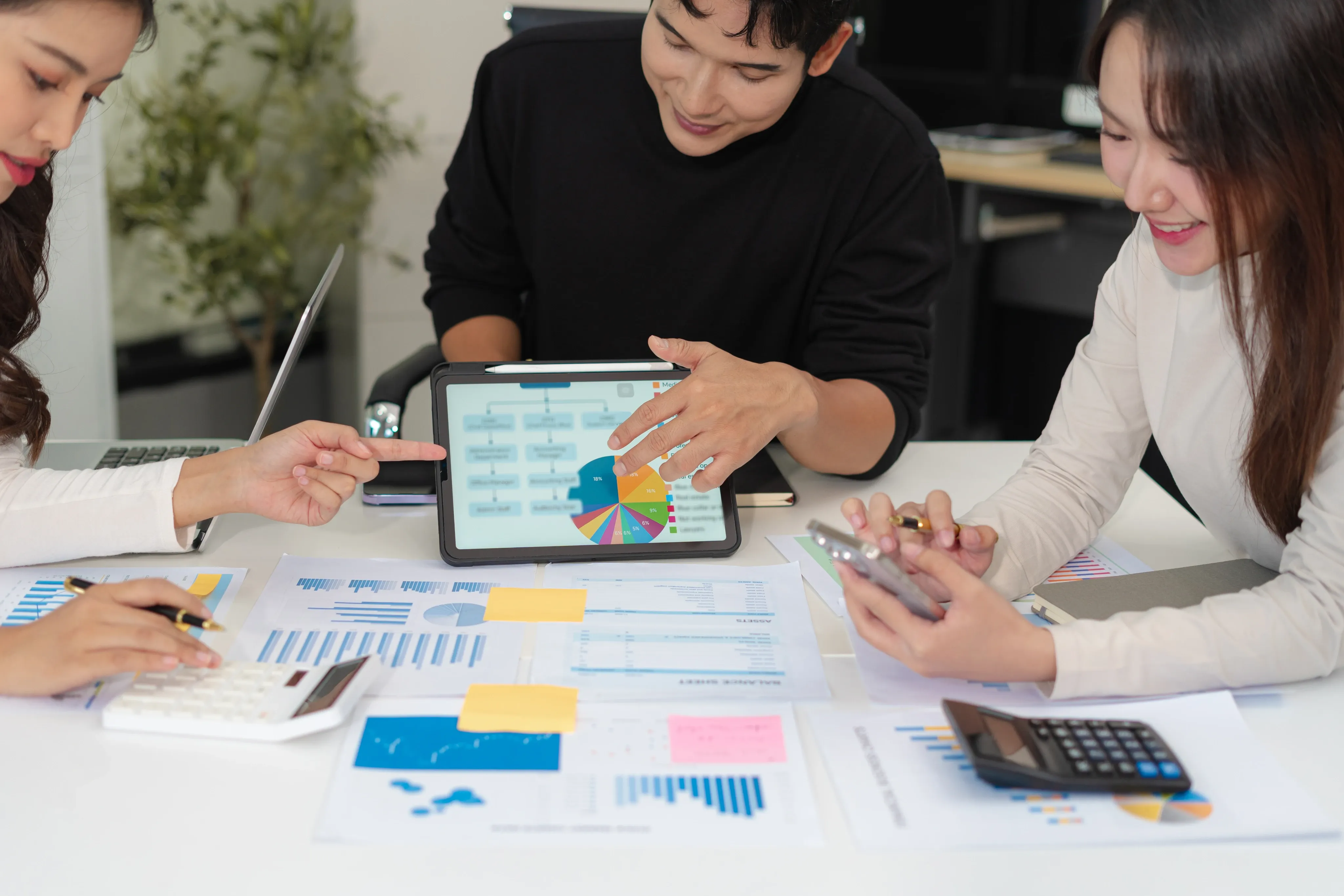Enterprise FinTech solutions with AI